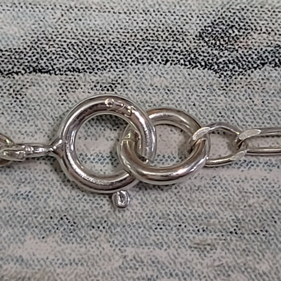 925 Butterfly two layers Necklace. - Picture 7 of 12